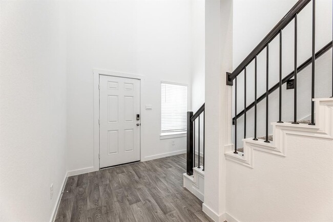 Foto del edificio - 31702 Whittis Hl Wy