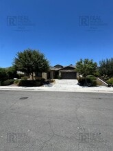 Building Photo - 32176 Golden Eye Dr