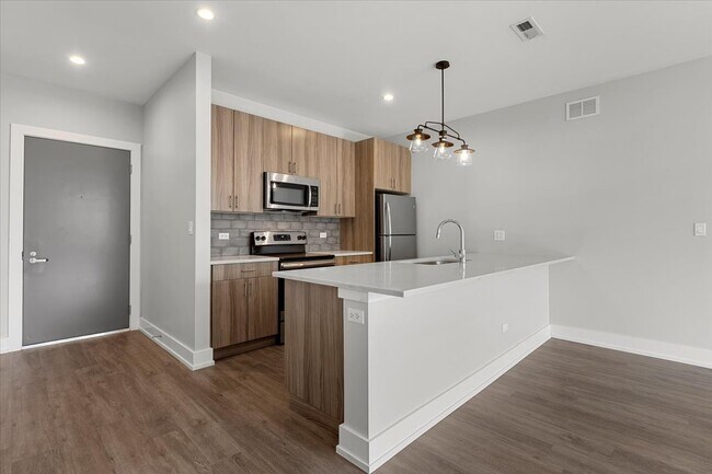 Foto del edificio - 2111 S Halsted St