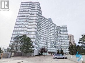 Building Photo - 50-1850 Kingsbridge Garden Cir