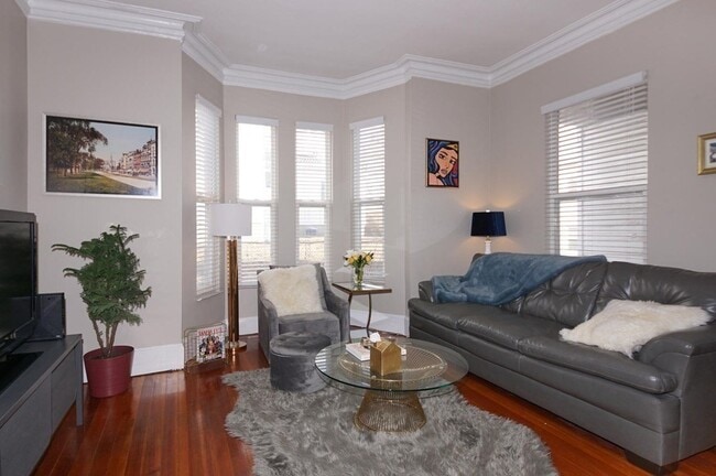 Foto del edificio - 55 Sawyer Ave