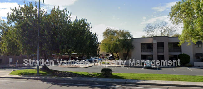 Building Photo - 1340 N Recker Rd