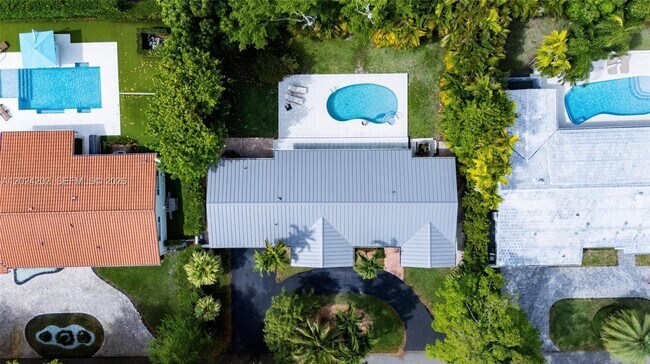 Building Photo - 115 S Prospect Dr