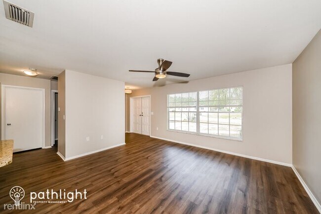 Building Photo - 3 br, 2 bath House - 4907 4th Avenue Circl...