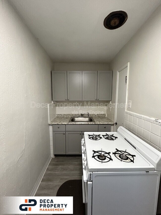 Foto del edificio - 4917 Potomac St