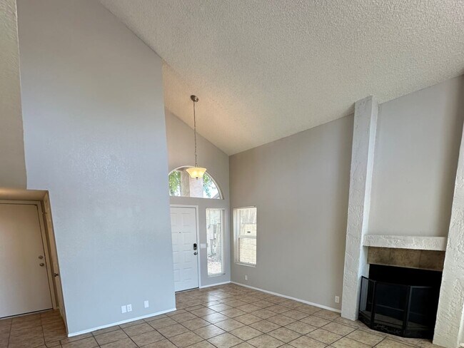 Building Photo - 3959 W Electra Ln