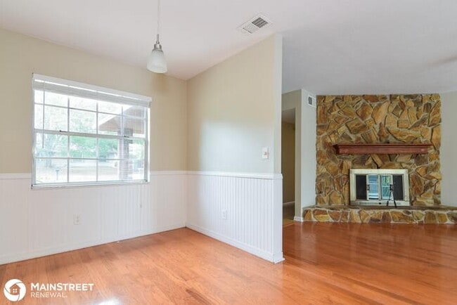 Building Photo - 1401 Shadow Creek Pl, Brandon, FL 33510