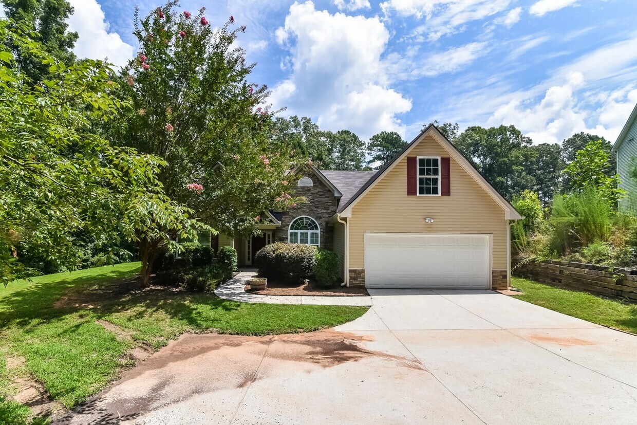 1425 River Falls Vw House Rental in Monroe, GA