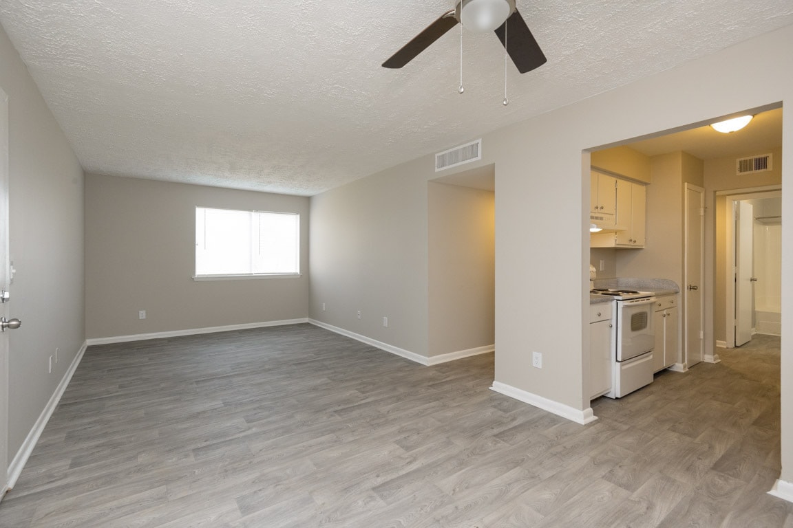 Oak Meadows Apartments Apartments 2500 Deanna Cir Oak Grove, KY