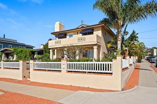 Foto del edificio - Ocean View La Jolla Home | 3BR + 3BA | Patio, Balcony & 2-Car Garage