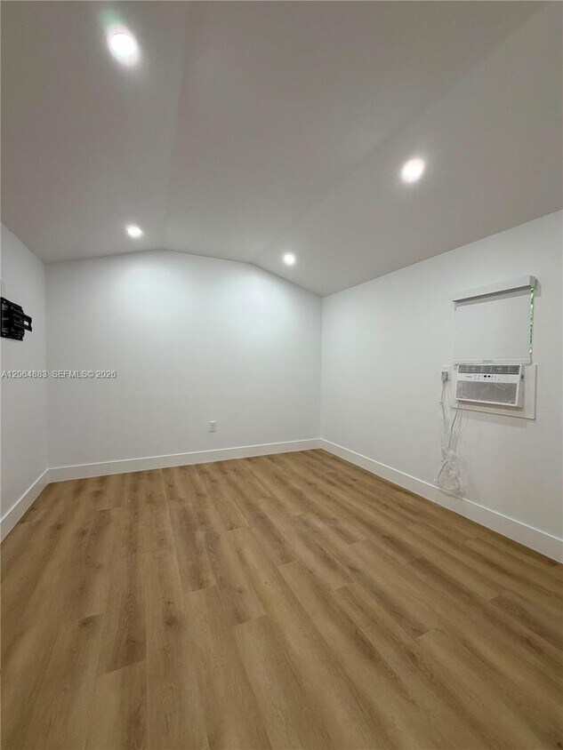 Foto del edificio - 1400 SW 29th Ave