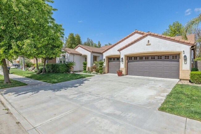 Foto del edificio - 6124 W Delaware Ct