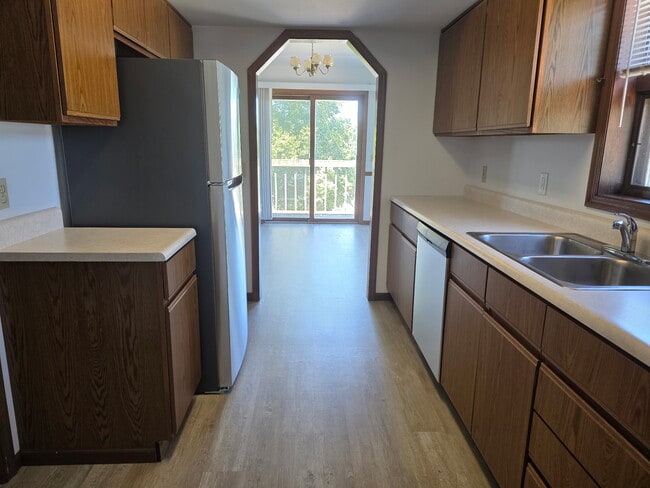 Building Photo - 653 Galena Ct