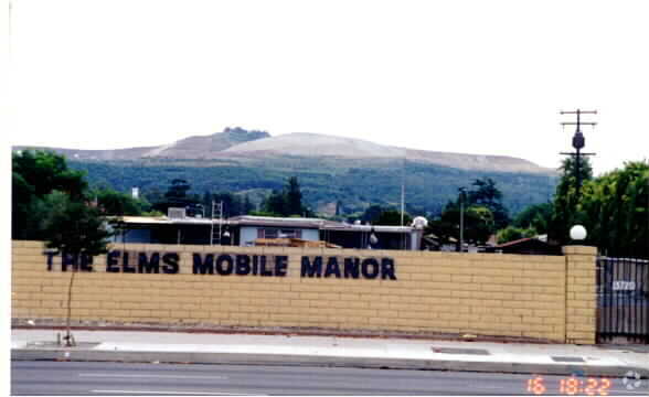 Primary Photo - Elms Mobile Manor