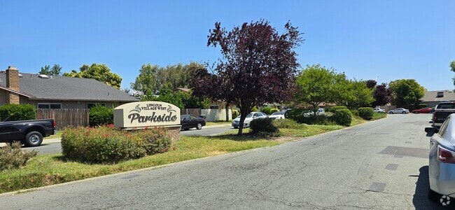 Lincoln Village West - Parkside - 3314 Blue Ridge Cir