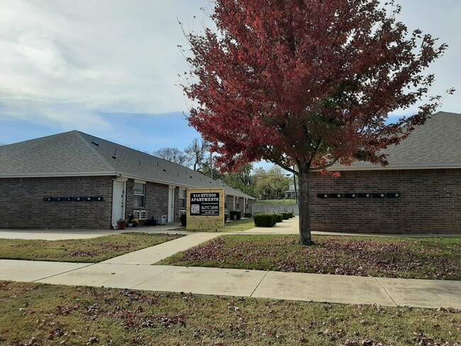 Photo - 210 S Husband St Townhome