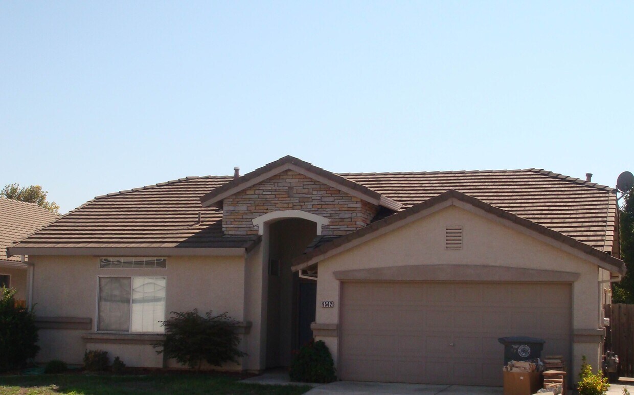 9542 Moon River Way, Elk Grove, CA 95624 House for Rent in Elk Grove