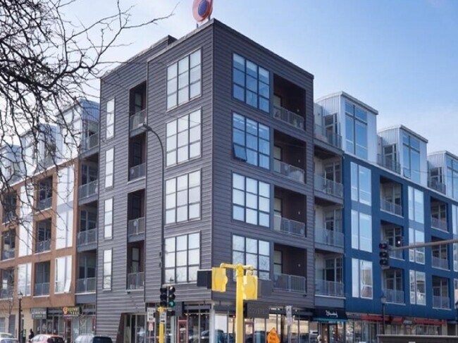 Foto del edificio - 1211 Lagoon Ave