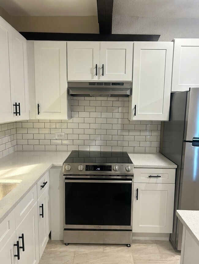 Foto del edificio - 10102 Main St