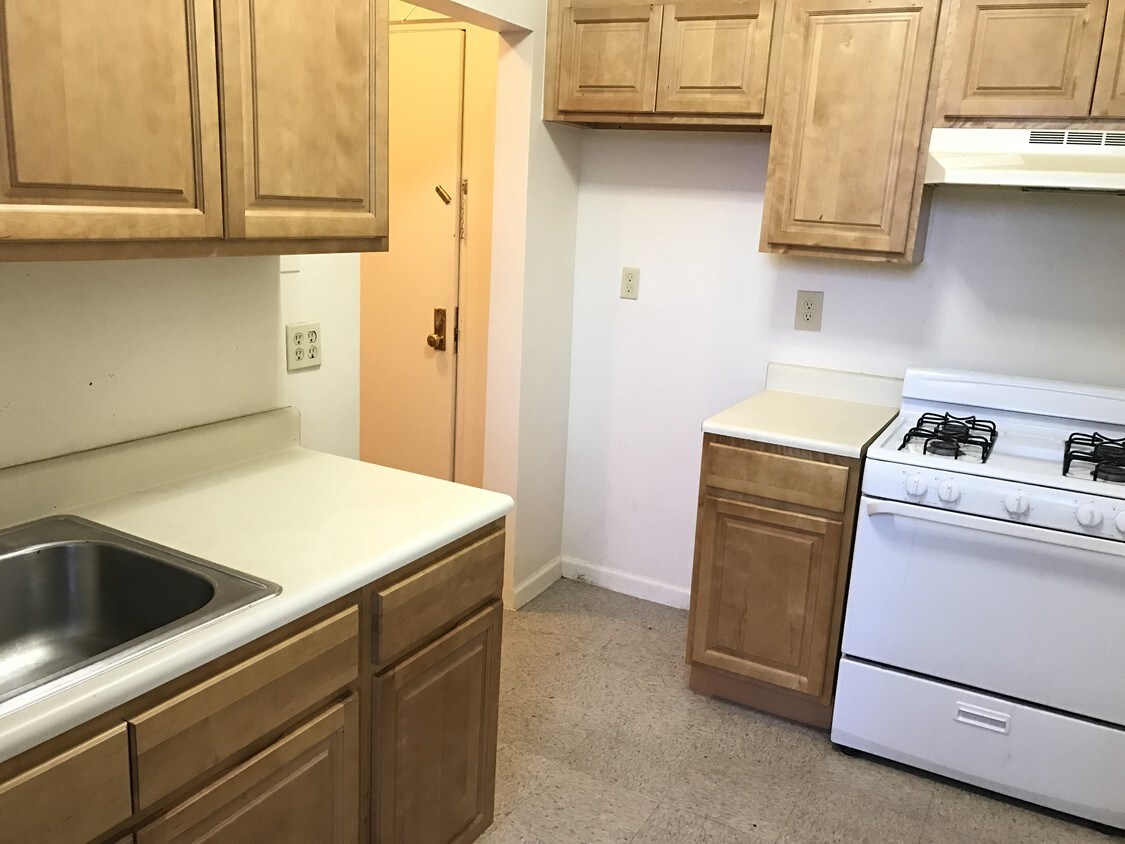 Foto principal - 224 Sterling St
