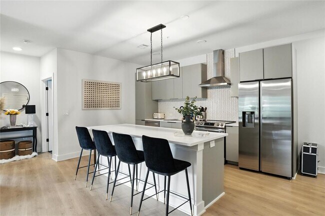 Foto del edificio - 2500 Longview St