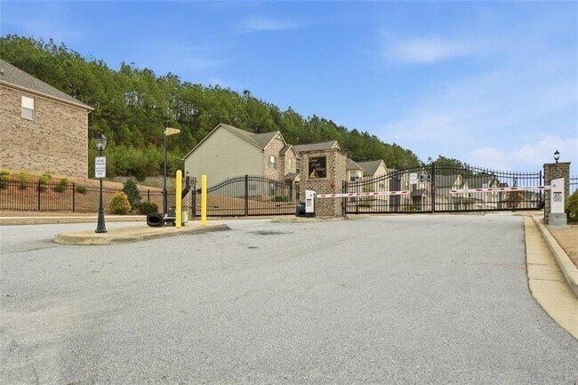 Foto del edificio - 4830 Elm Leaf Dr