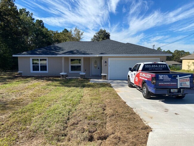 Foto del edificio - Custom Home - Desirable SE Ocala Neighborhood 3/2/2 **Won't Last**