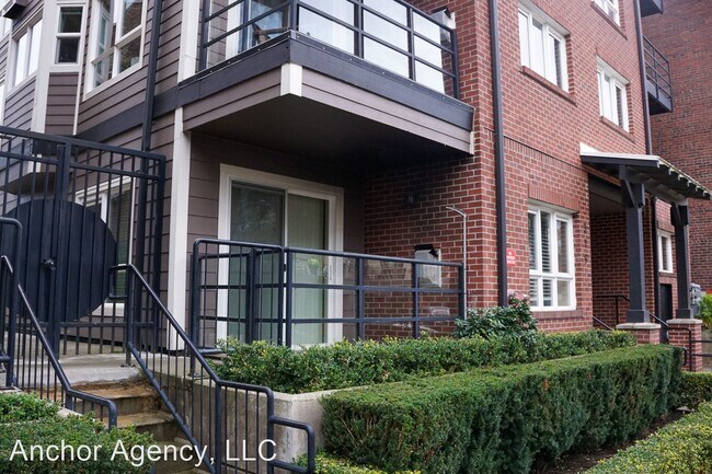 Building Photo - 2 br, 2 bath House - 319 Summit Ave E Apt 101