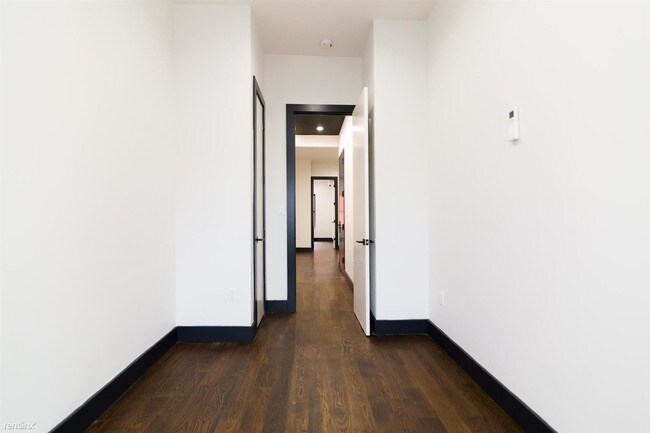 Building Photo - 201 Johnson Ave