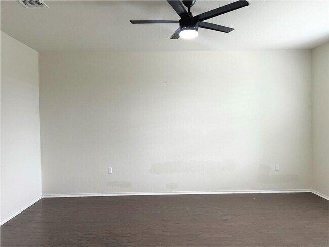 Foto del edificio - 6912 Midlothian Dr