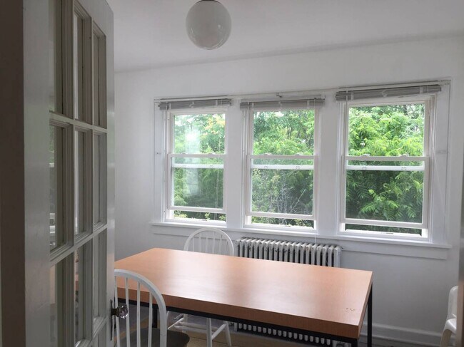 Foto del edificio - 204 Cornell St