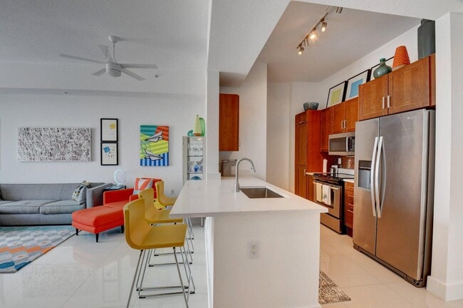 Building Photo - 450 N Federal Hwy