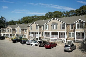 Building Photo - 116 Smithtown Blvd