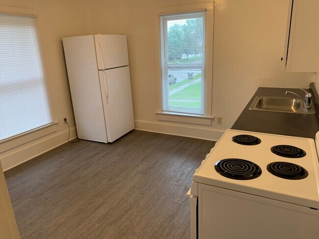 Foto del edificio - 412 E Jefferson St