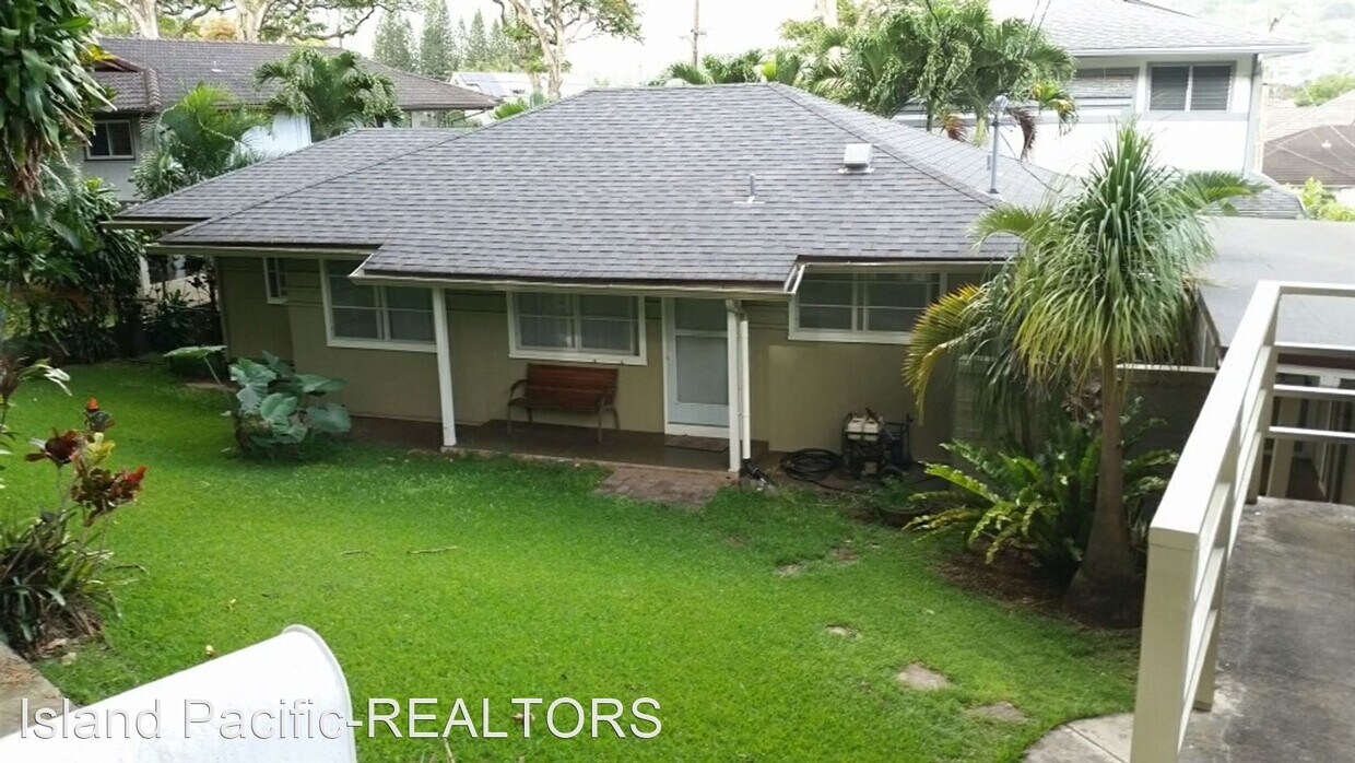 Primary Photo - 2 br, 1 bath House - 2977 Manoa Rd