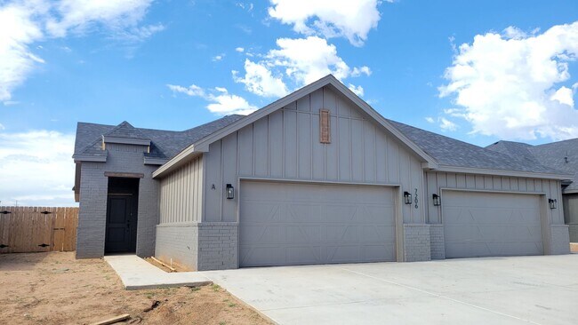 Building Photo - 7206 22nd Pl