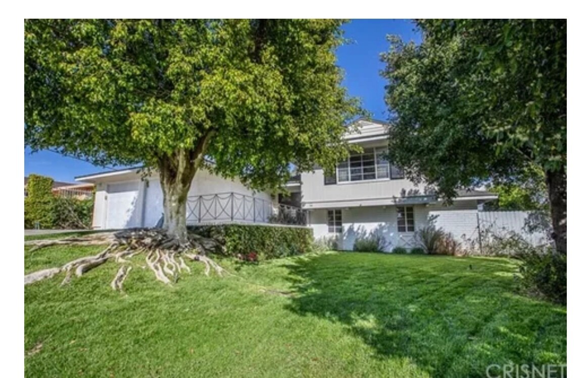 Primary Photo - 9558 Swinton Ave