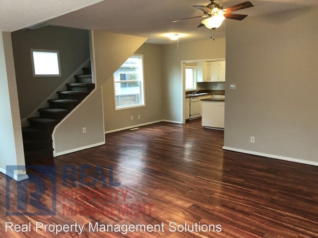 Building Photo - 4 br, 2 bath House - 7110 SE Cora St