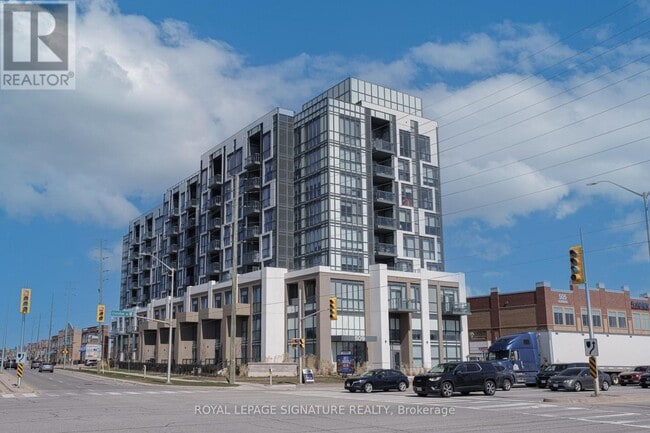 Building Photo - 509 Dundas St W