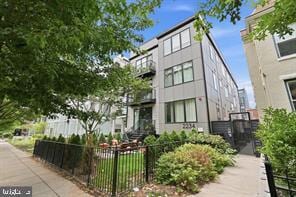 Building Photo - 2234 11th St NW