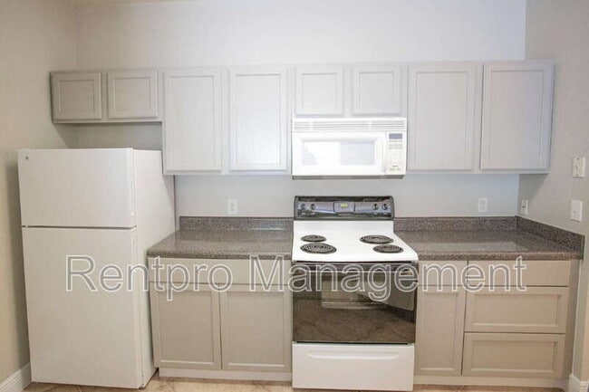 Foto del edificio - 4802 51st St W