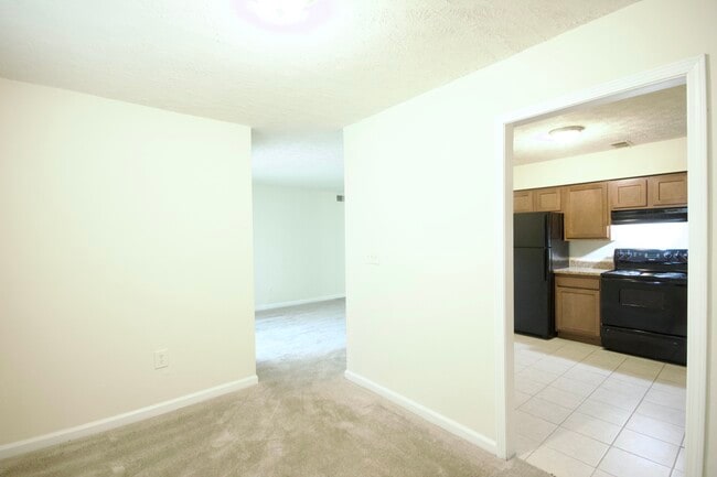 Building Photo - 285 Scandia Cir