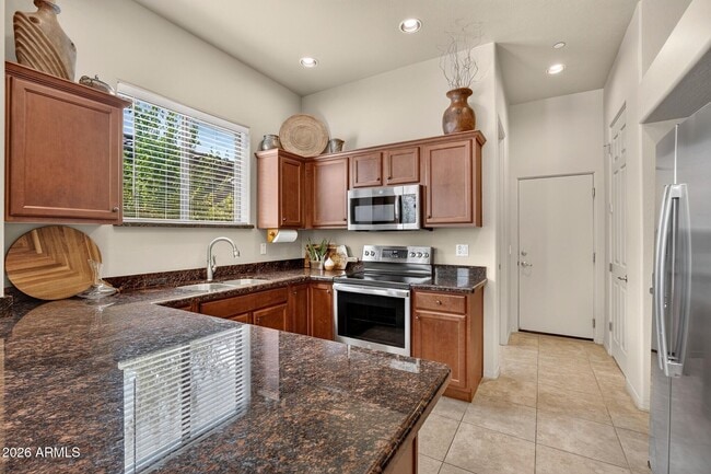 Building Photo - 14247 N Ashbrook Dr