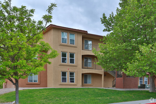 Building Photo - West Park Apartments