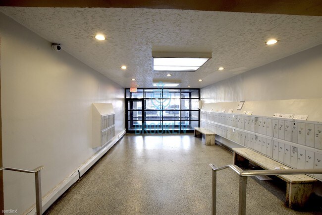 Building Photo - 5101 Avenue M