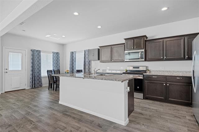 Foto del edificio - 2309 Stallings Rd