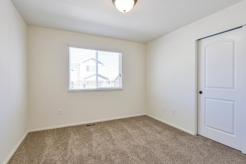 Foto principal - 8815 16th St