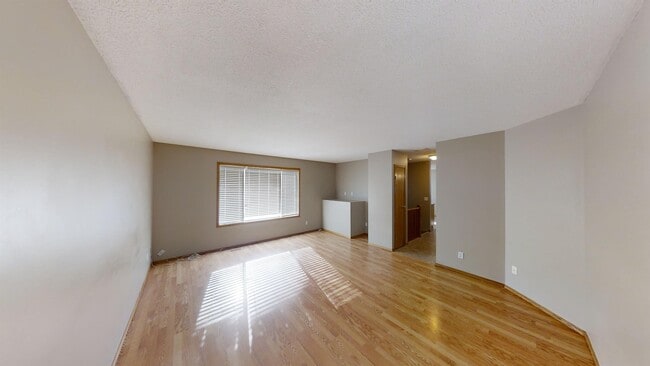 Building Photo - 9503 C 103 Ave