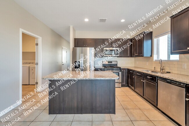 Foto del edificio - 3885 W Alabama Ln