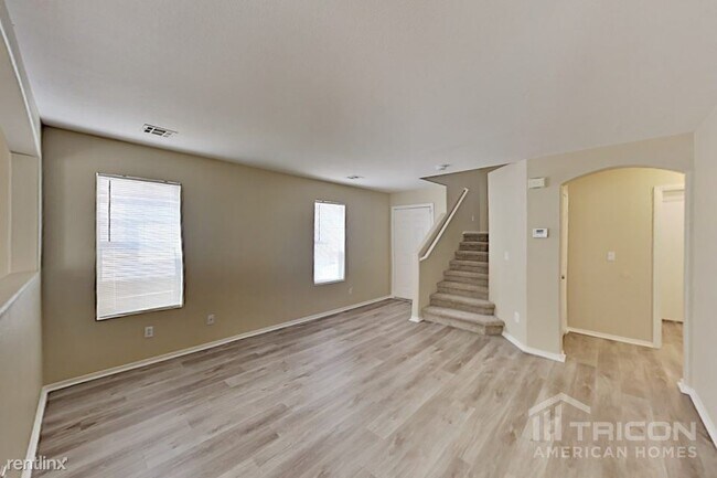 Foto del edificio - 4823 Thackerville Ave